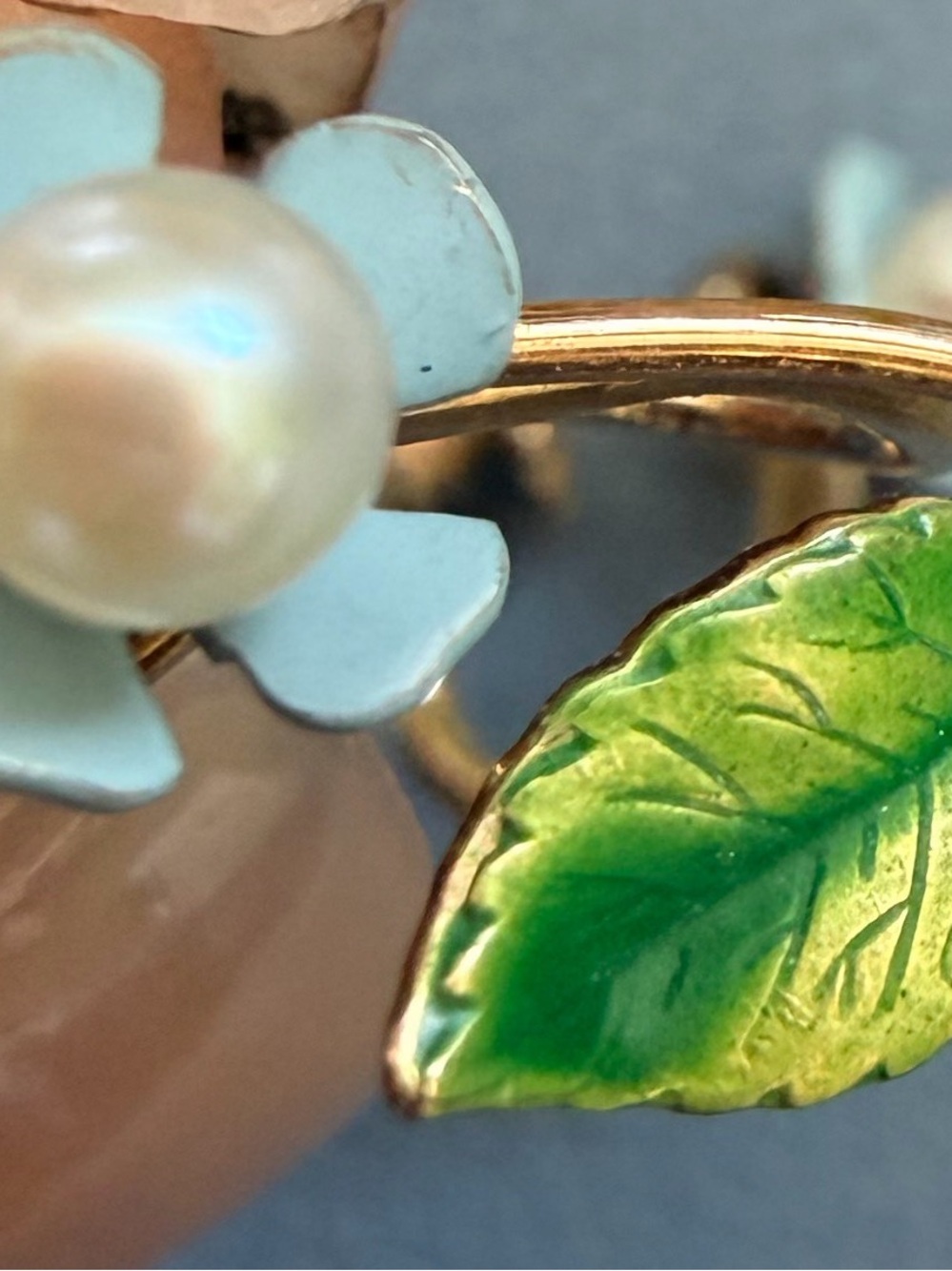 Vintage 1960s Krementz Collector’s Forget-Me-Not Brooch & Earrings Set - Picture 10 of 14